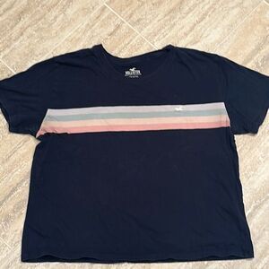 Hollister short sleeve T-shirt navy - size L
